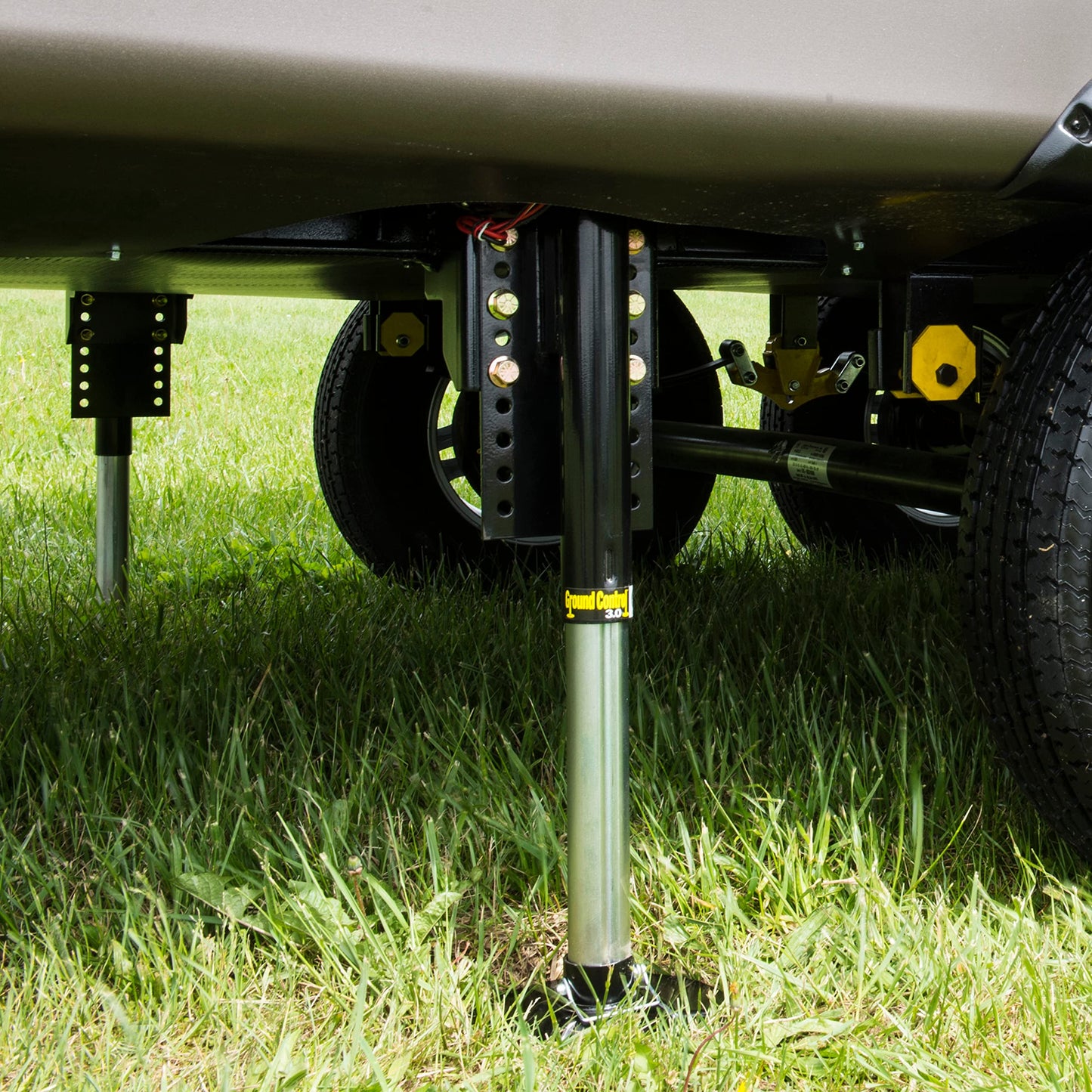 Lippert Ground Control 3.0 Automatic 5th Wheel RV Leveling System Rear Hall Effect Jack for Right Leg Replacement with 5,000-lb. Load Capacity - 344792