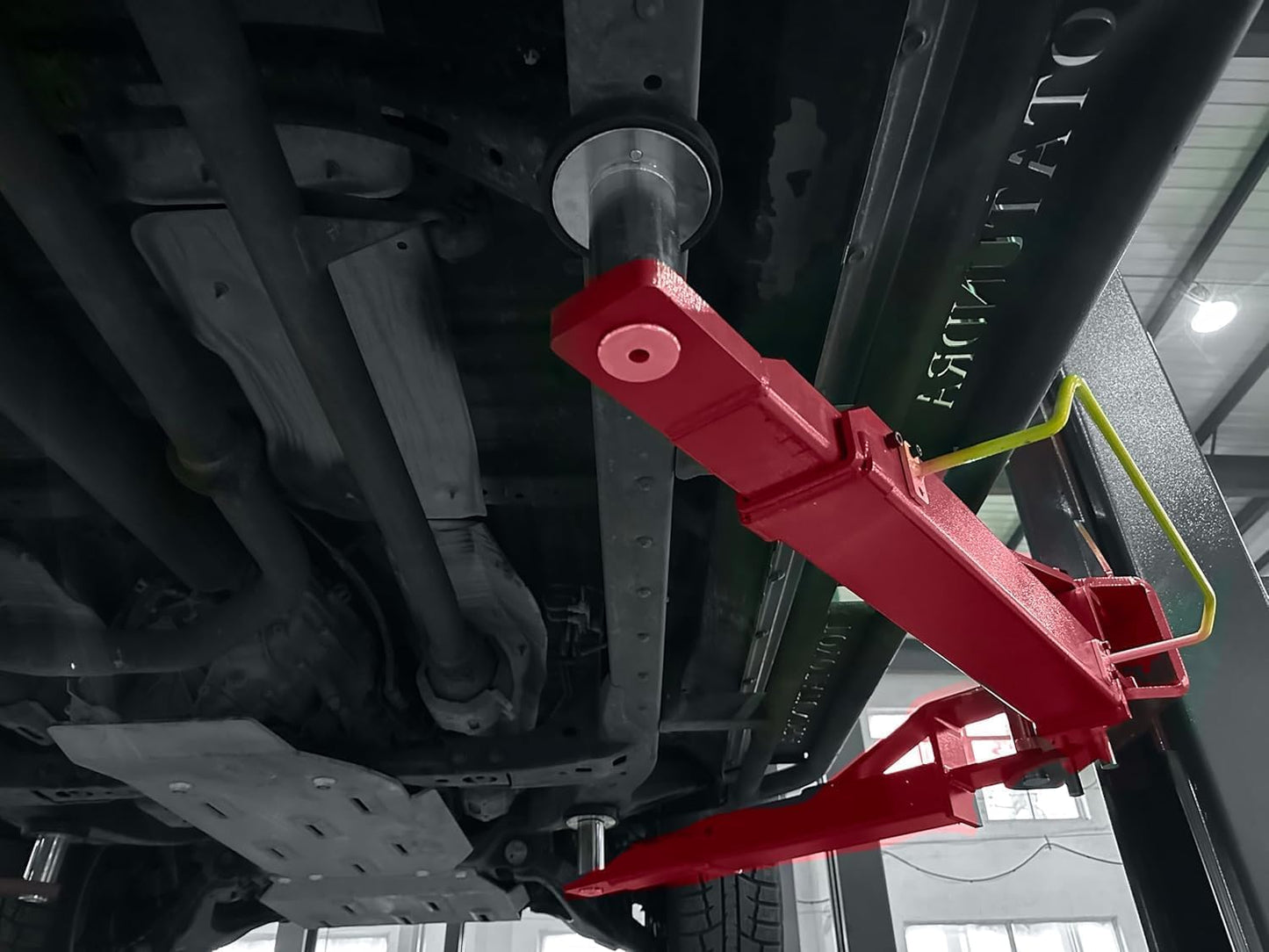 AUTOKATO KT-H120D 12000 Lbs 4.0HP Two Post Lift Single Lock Release Auto Lift Car Hoist 2 Post Truck Lift with Symmetric Arms and Dual Hydraulic Cylinders (KT-H120D)