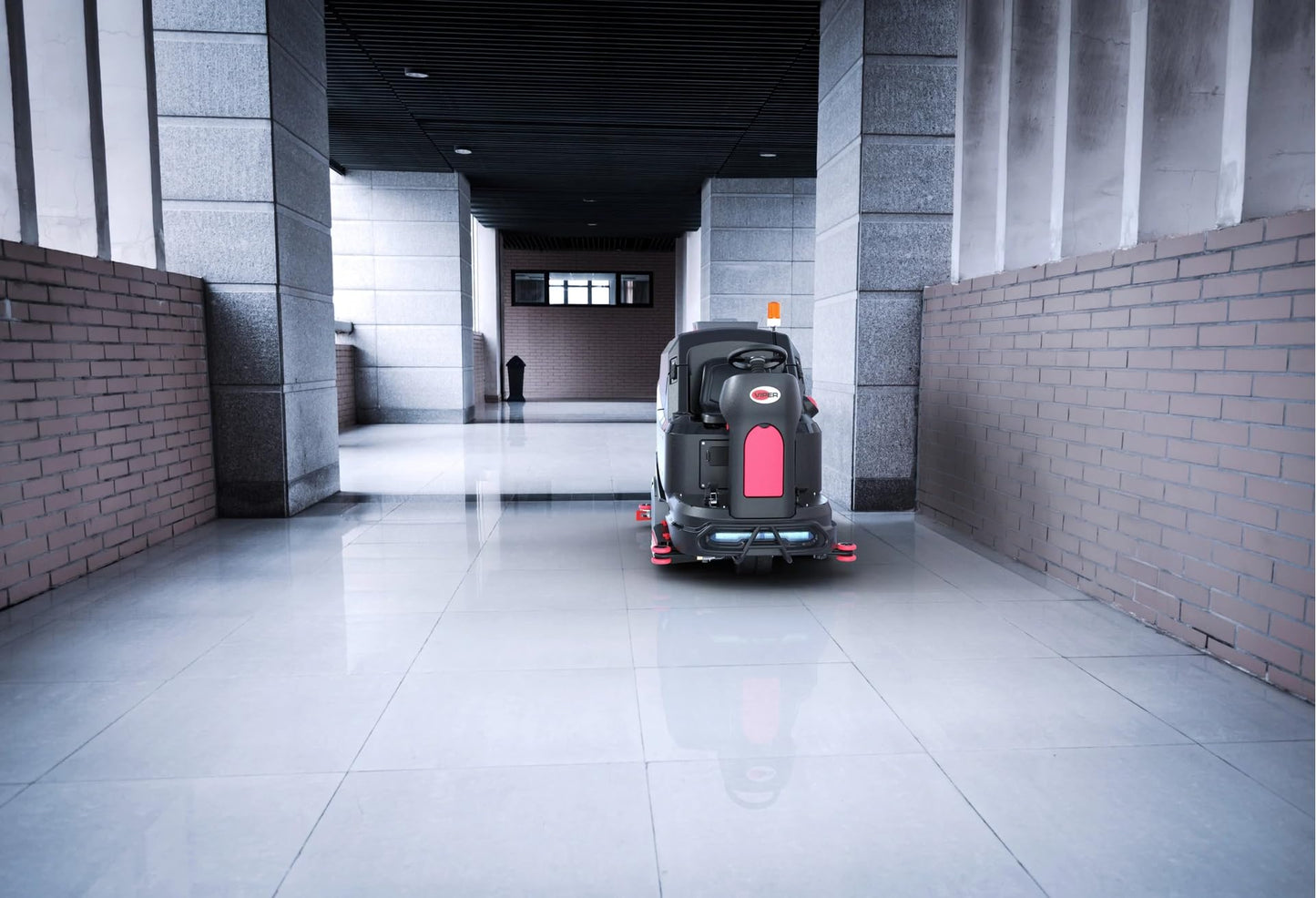 AS1050R 39" Ride-On Floor Scrubber, 53 Gal Tanks, Shelf Charger, Pad Drivers & Brushes, 44.5" Squeegee Assembly, Commercial Hard Floor Cleaning Machine