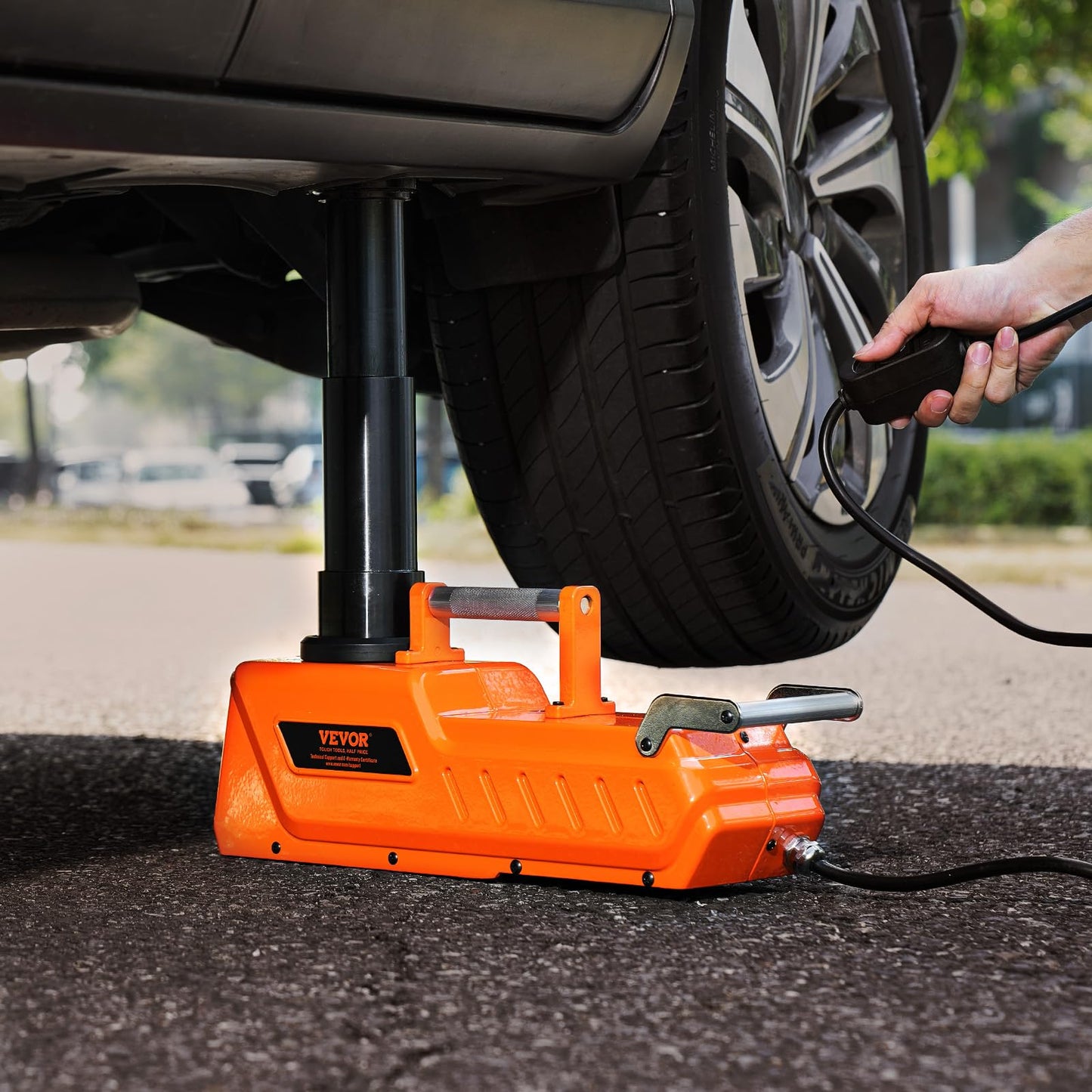 VEVOR Electric Car Jack, 15 Ton Hydraulic Jack Lift, Hydraulic Lifting Range 7.9-20.5 inch Portable Jack kit for Sedan, SUV, Truck