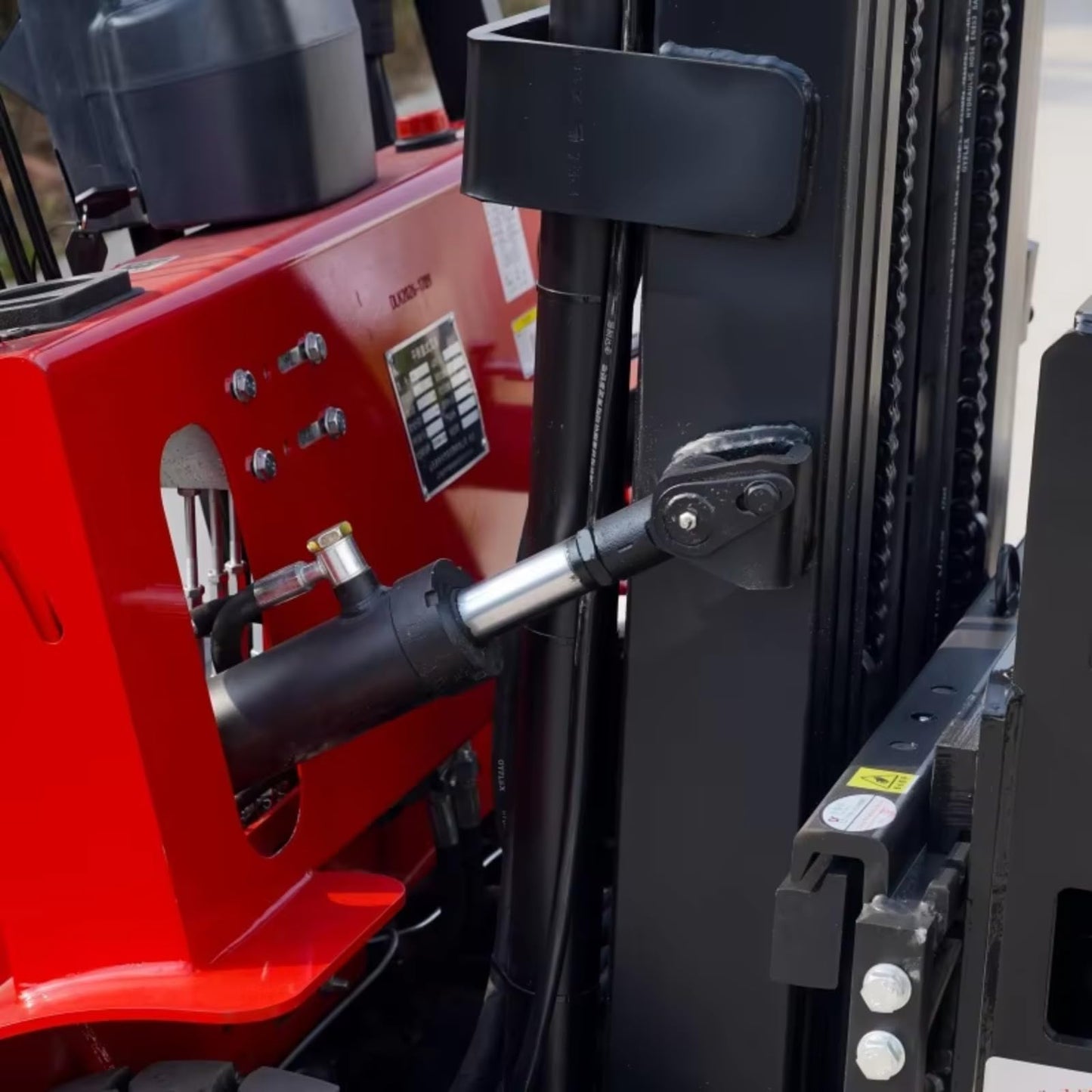 Electric Forklift Stacker – High-Capacity Electric Forklift for Express Logistics – 1 to 3 Ton Capacity, Compact Lift for Narrow Aisles and Tight Spaces