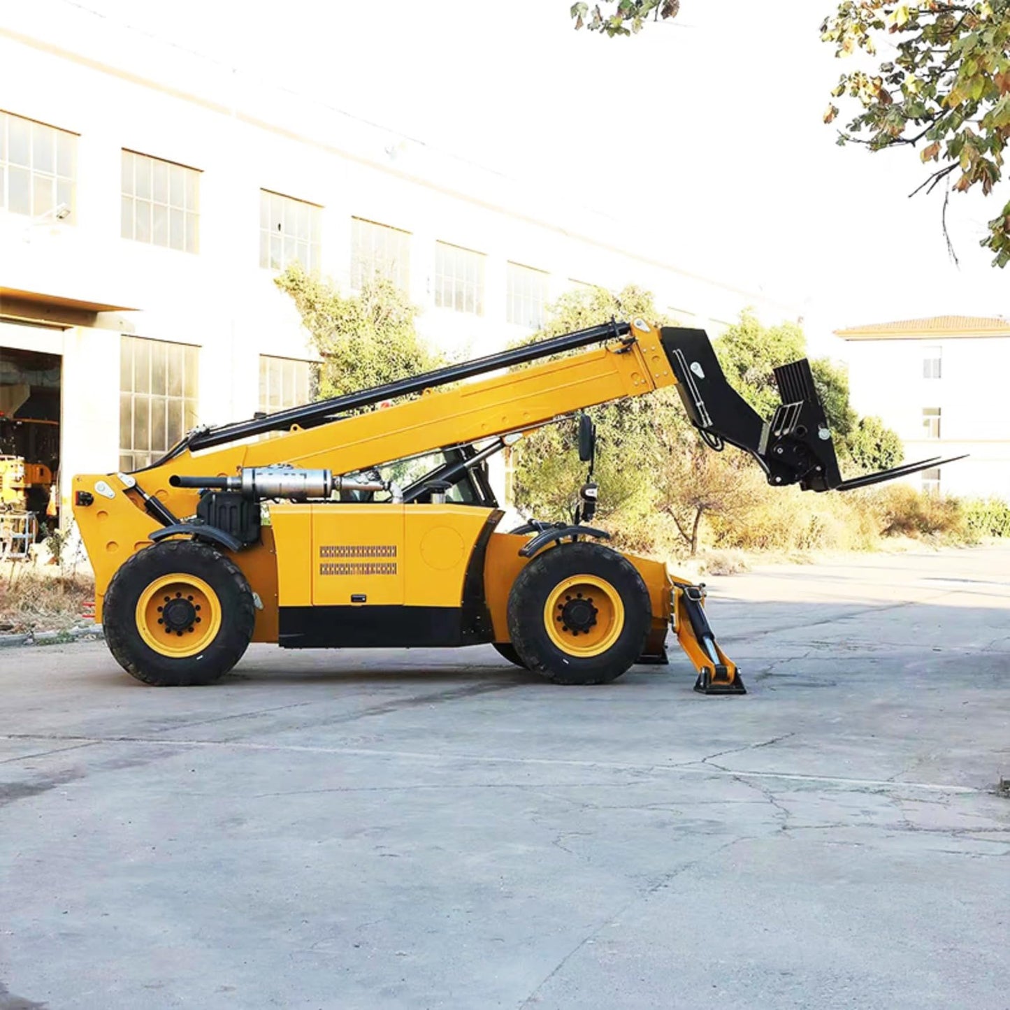 Telescopic Handler Forklift 1-3 Ton – Heavy Duty Rough Terrain Telehandler Boom Lift Loader with Forks & Bucket for Construction, Mining & Industrial Projects