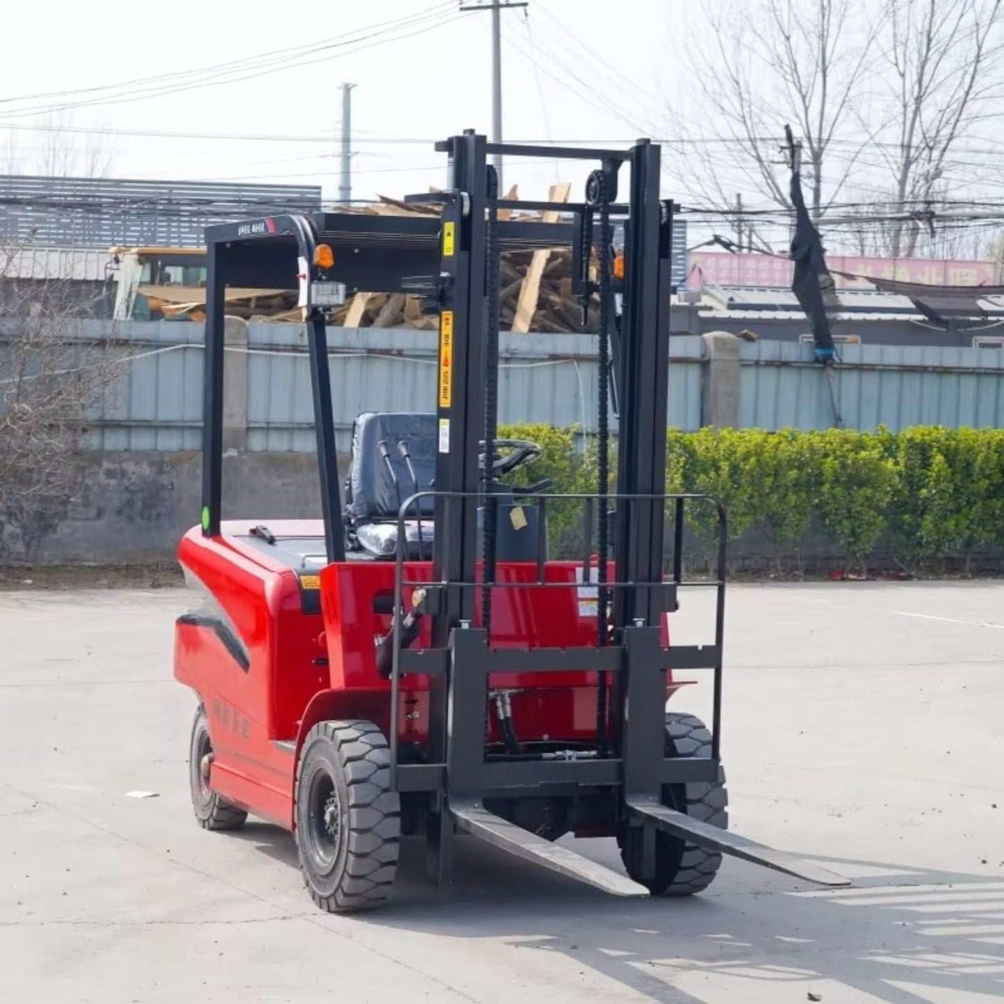 Electric Forklift Truck – High-Capacity Electric Pallet Stacker for Material Handling – 1 to 3 Ton Load, Compact Design for Warehouse & Tight Spaces