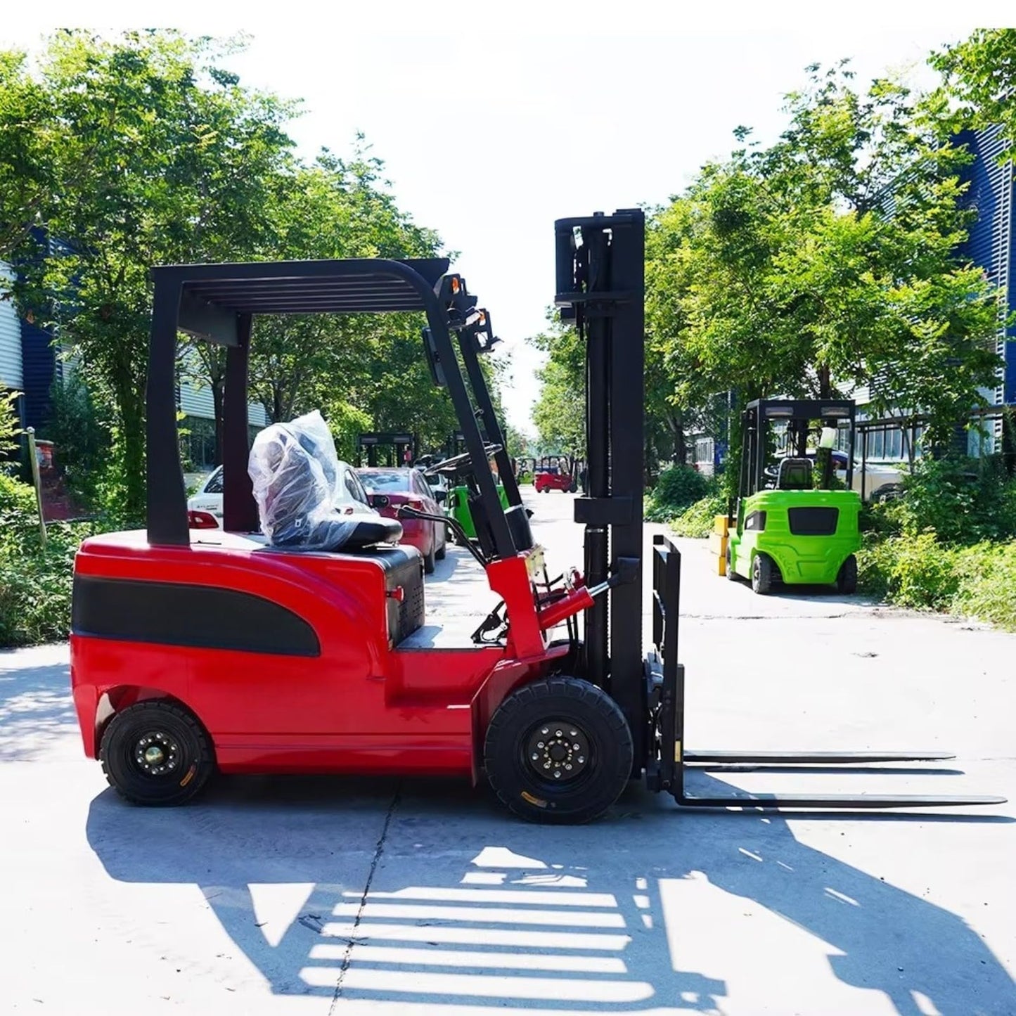 Electric Forklift Pallet Stacker – High-Capacity Forklift for Logistics and Warehouse Handling – 1 to 3 Ton Lifting Capacity, Compact Design for Narrow Aisles