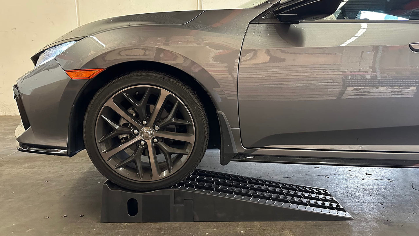 MaxxHaul 50709 Detachable Extendable Car Ramp Set, Portable Car Ramps With 3,250 lbs Maximum Weight Capacity Per Ramp 6,500 lbs Per Pair