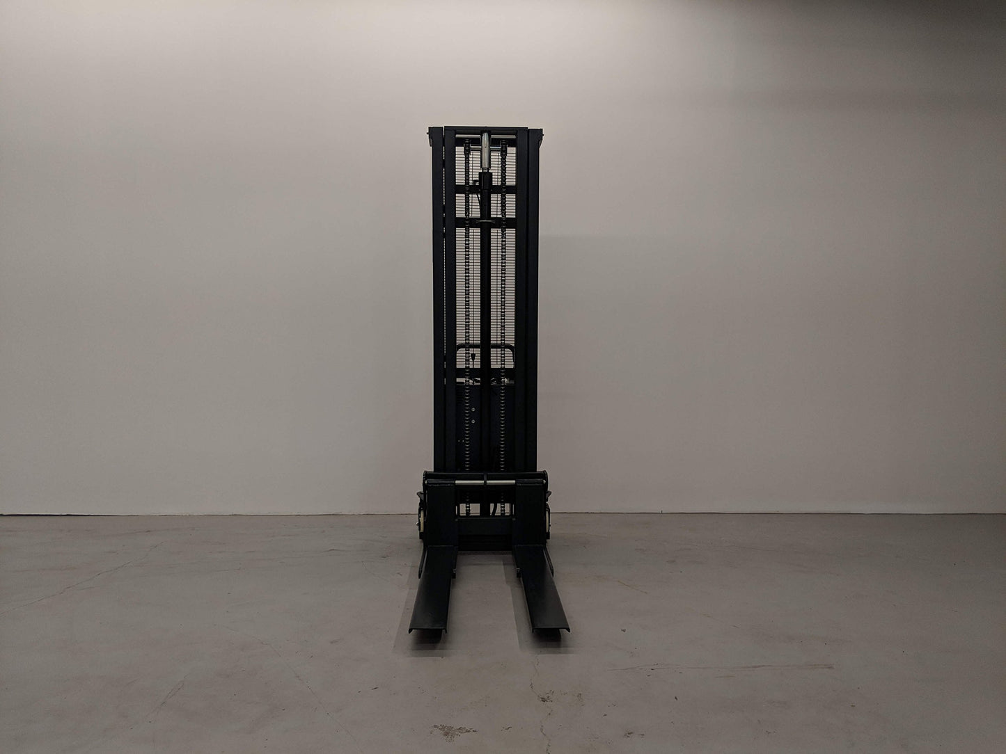Hoc SPNT1035 Thin Leg Semi Electric Pallet Stacker 1000 kg 2204 lbs + 138 Inch Height Capacity + 3 Year Warranty