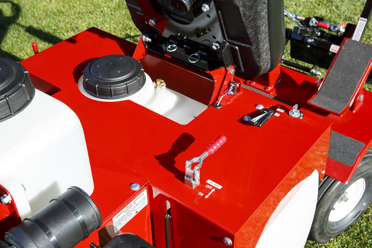 Newstripe NewRider 1700 Airless Riding Field Line Striper (Part# 10004026) | Adjustable 0-3000psi Pump | Easy Operation & Cleanup | 25-Gallon Tank | Made in USA