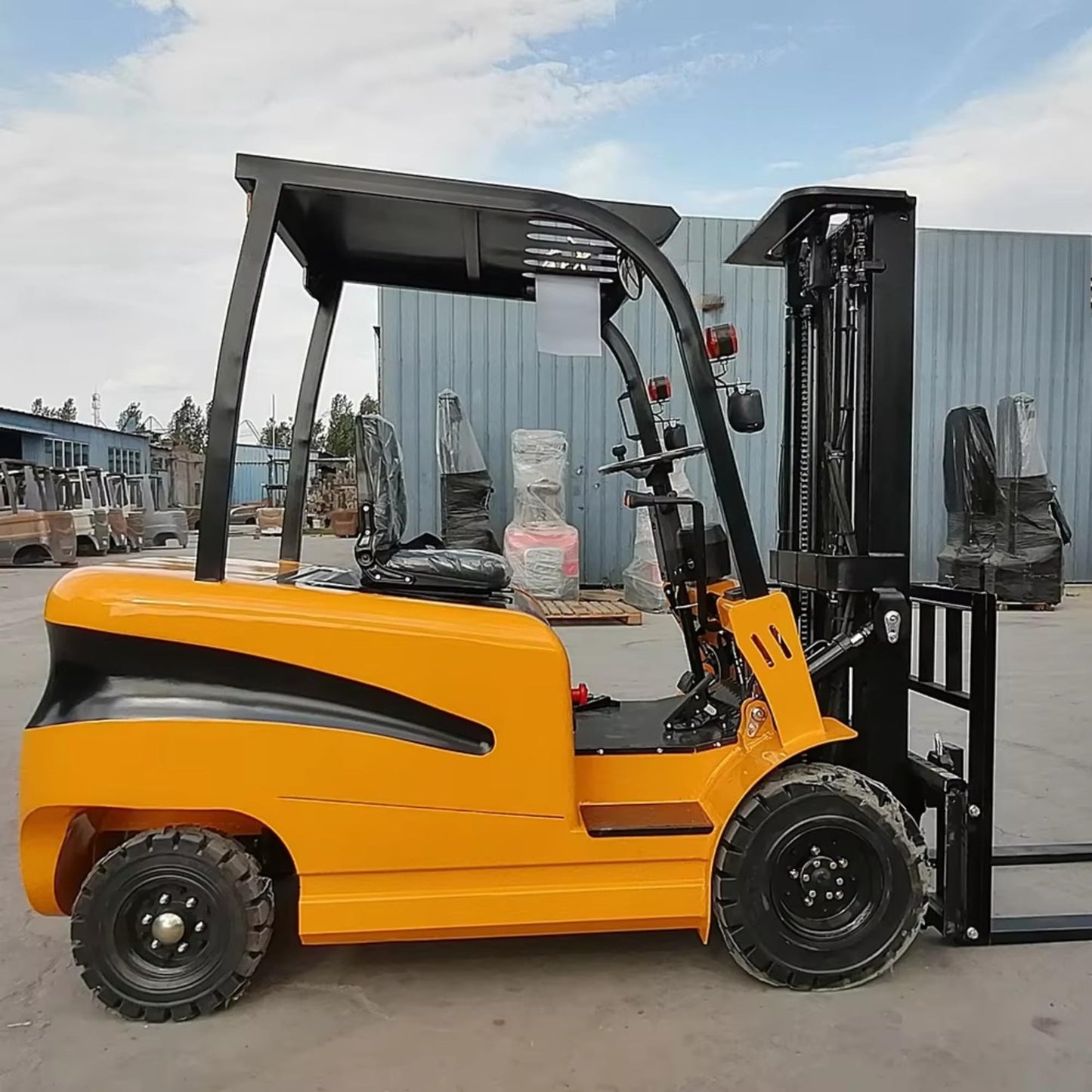 Warehouse Inventory Stacker, 5000lbs Capacity Lithium Ion Electric Forklift, 3-Wheel Counterbalance Reach Truck, Heavy Duty Industrial Material Handling Equipment, Fast Charging AC Motor & Solid Tires
