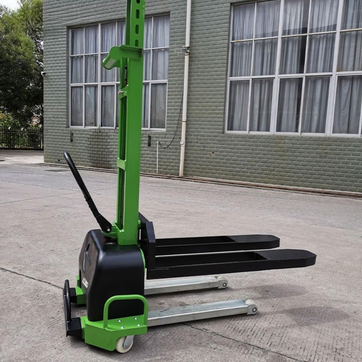 Electric Stacking Lift System Pallet Stacker, Battery Powered Forklift Lift Equipment, Walk Behind Hydraulic Stacking Machine, Warehouse Material Handling System
