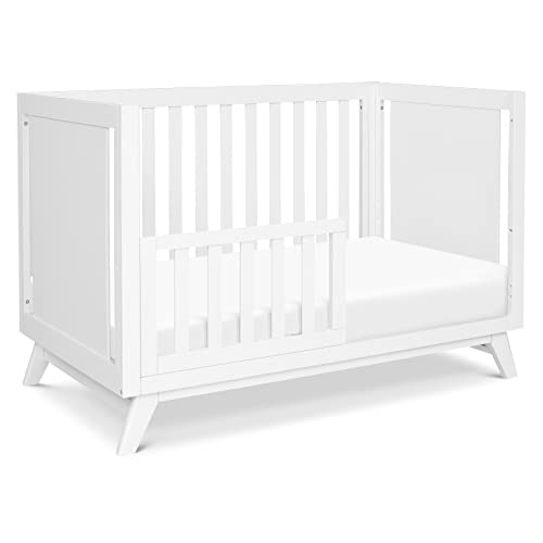 DaVinci Otto 3-in-1 Convertible Crib in White, Greenguard Gold Certified