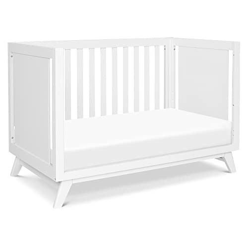 DaVinci Otto 3-in-1 Convertible Crib in White, Greenguard Gold Certified