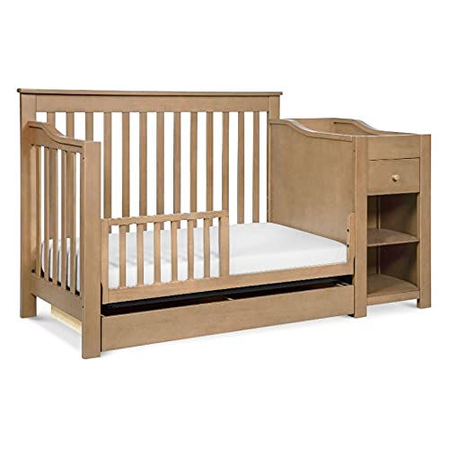 DaVinci Piedmont 4-in-1 Crib and Changer Combo in Hazelnut